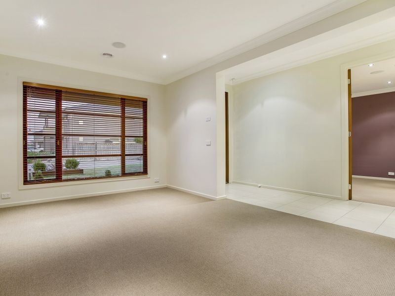 23 Millpond Drive, Point Cook VIC 3030