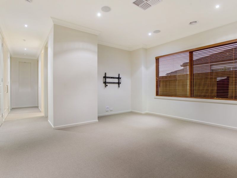 23 Millpond Drive, Point Cook VIC 3030