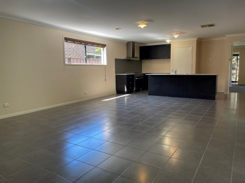 53 Brownlow Drive, Point Cook VIC 3030