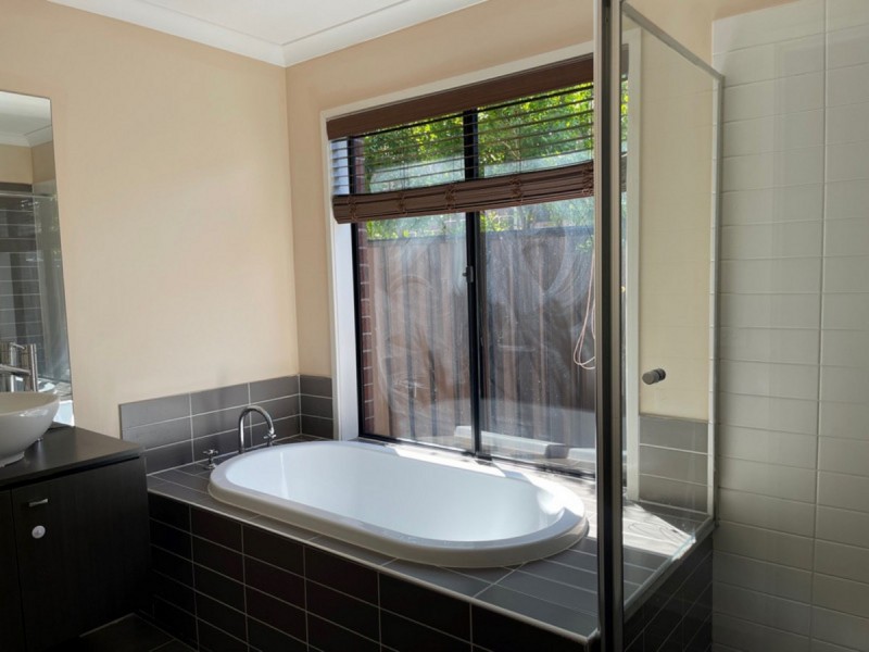 53 Brownlow Drive, Point Cook VIC 3030