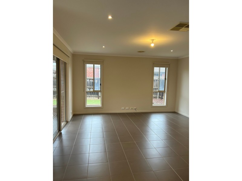 36 Emma Drive, Tarneit VIC 3029