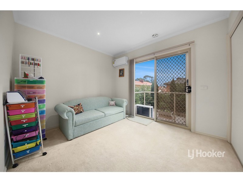 38 Tournament Drive, Sanctuary Lakes VIC 3030