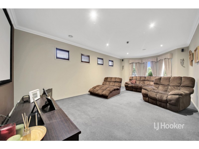 25 Fuchsia Crescent, Point Cook VIC 3030