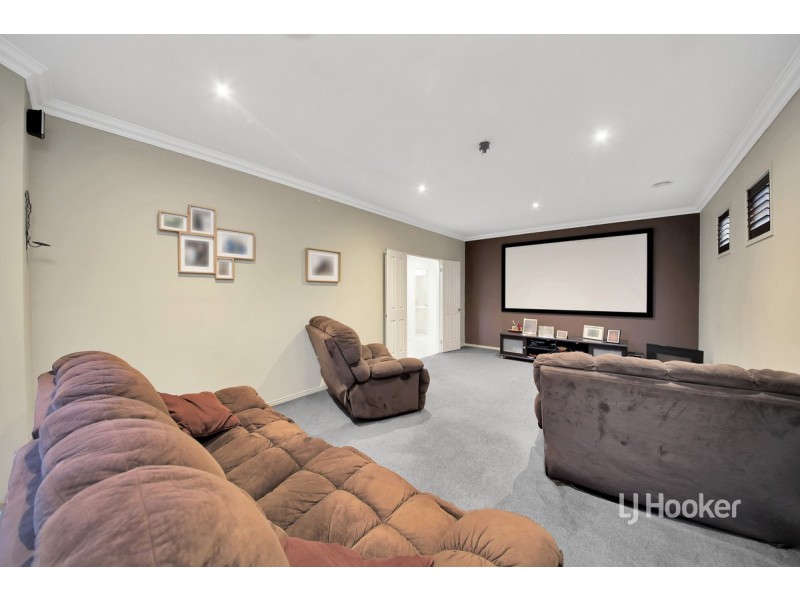 25 Fuchsia Crescent, Point Cook VIC 3030