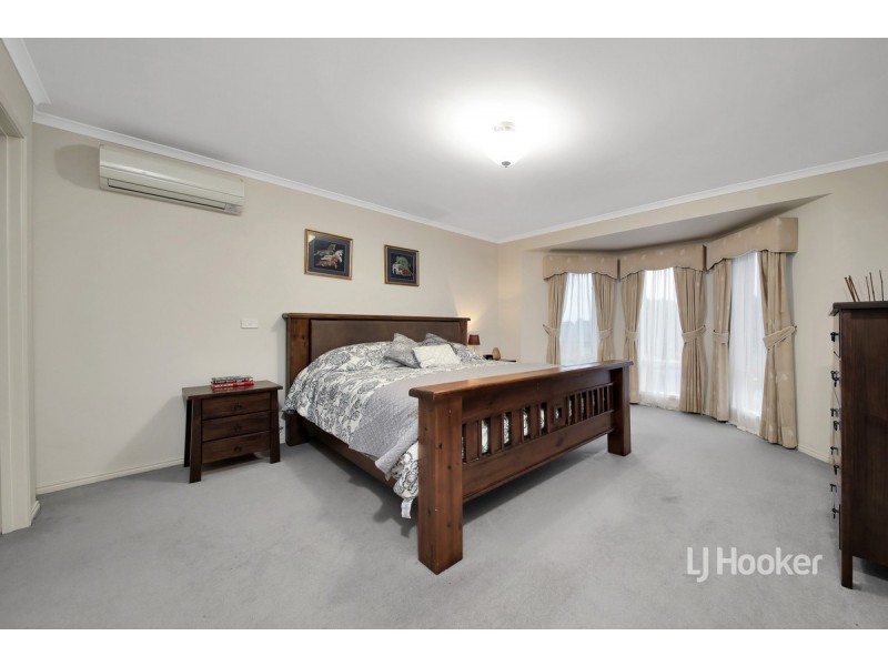 25 Fuchsia Crescent, Point Cook VIC 3030