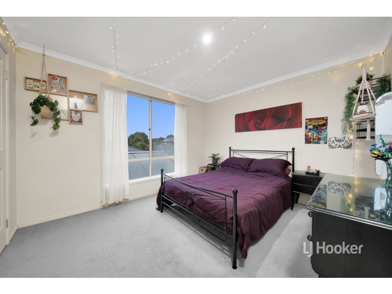 25 Fuchsia Crescent, Point Cook VIC 3030