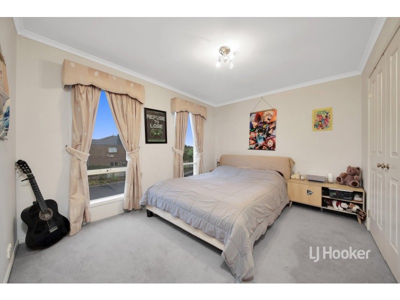 25 Fuchsia Crescent, Point Cook VIC 3030