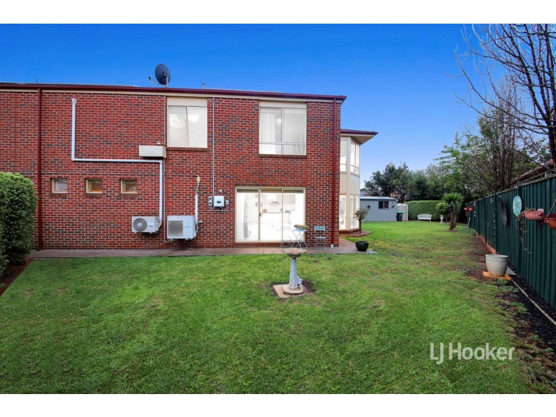25 Fuchsia Crescent, Point Cook VIC 3030