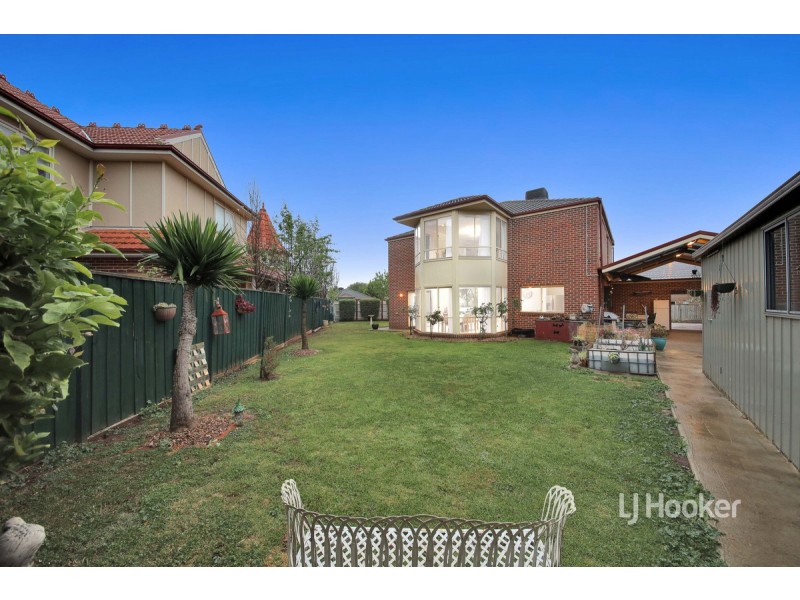 25 Fuchsia Crescent, Point Cook VIC 3030