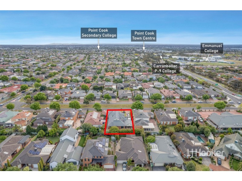 13 Shaftsbury Boulevard, Point Cook VIC 3030