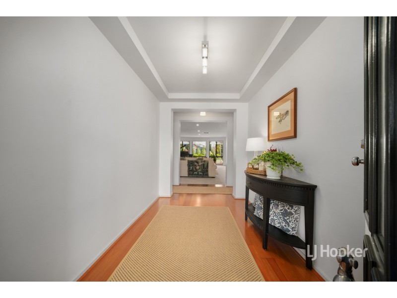 18 Santander Crescent, Point Cook VIC 3030