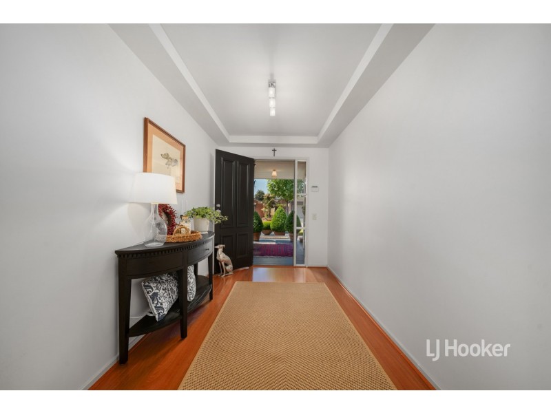 18 Santander Crescent, Point Cook VIC 3030