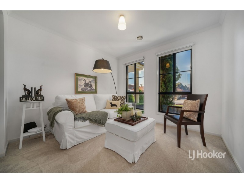 18 Santander Crescent, Point Cook VIC 3030