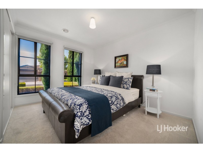 18 Santander Crescent, Point Cook VIC 3030