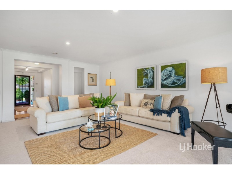18 Santander Crescent, Point Cook VIC 3030