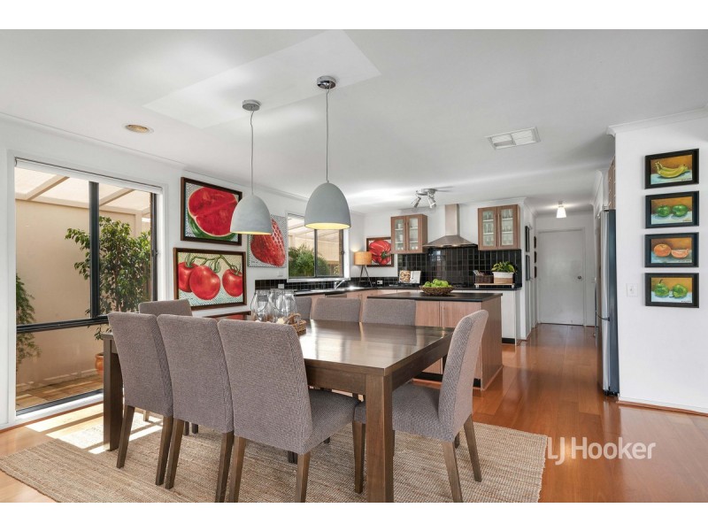 18 Santander Crescent, Point Cook VIC 3030
