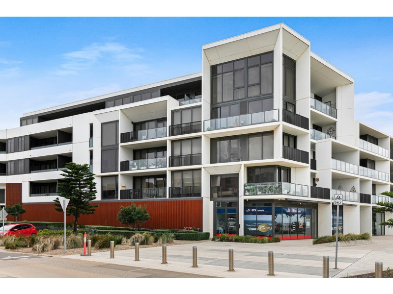 G02/33 Quay Boulevard, Werribee South VIC 3030