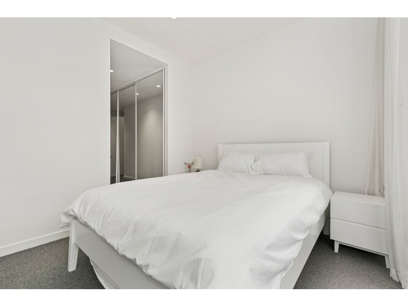 G02/33 Quay Boulevard, Werribee South VIC 3030