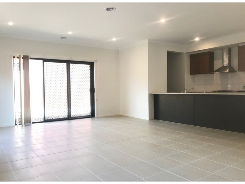 76 Gramercy Boulevard, Point Cook VIC 3030