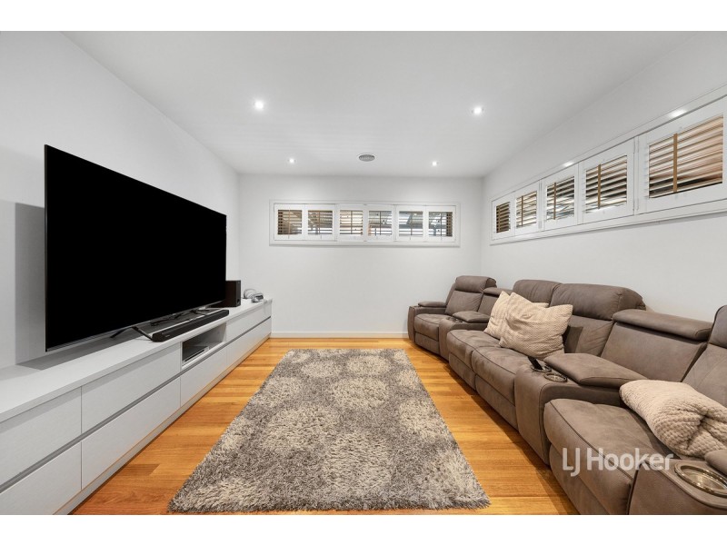 71 Fantail Crescent, Williams Landing VIC 3027