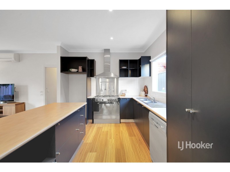 5 Burnley Street, Point Cook VIC 3030