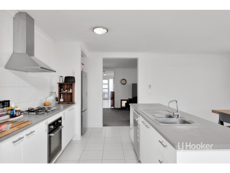 63 Toritta Way, Truganina VIC 3029