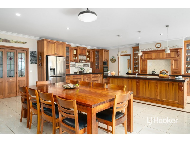 46 Ofarrell Court, Cambrian Hill VIC 3352