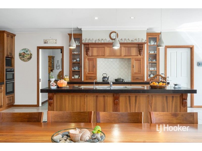 46 Ofarrell Court, Cambrian Hill VIC 3352