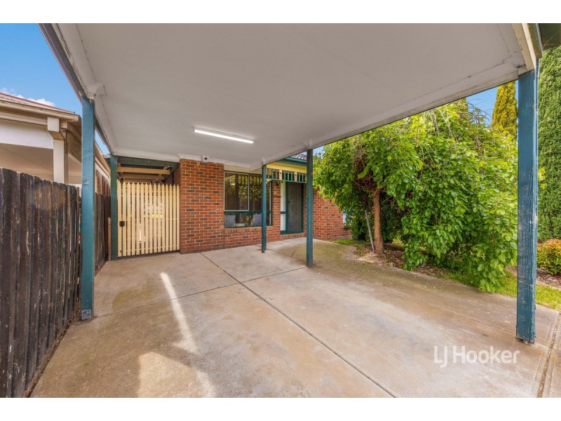 18 Tigris Close, Werribee VIC 3030