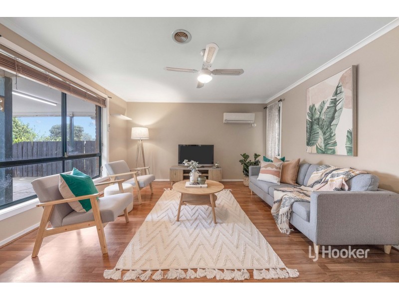 18 Tigris Close, Werribee VIC 3030