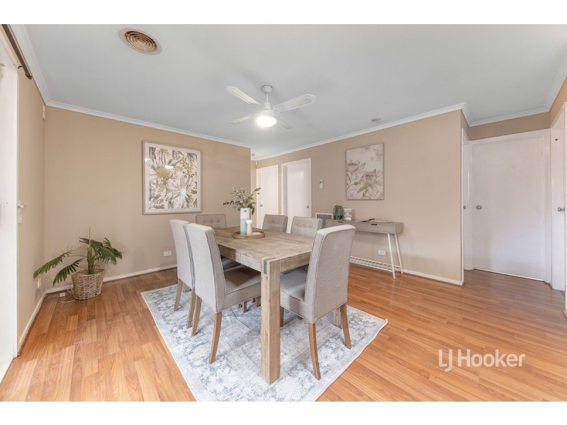 18 Tigris Close, Werribee VIC 3030