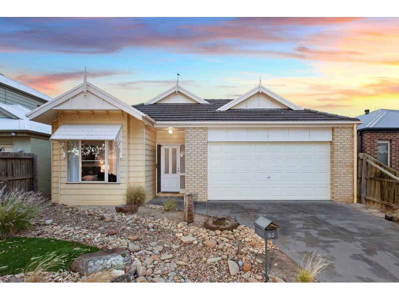 55 Dolphin Crescent, Point Cook VIC 3030