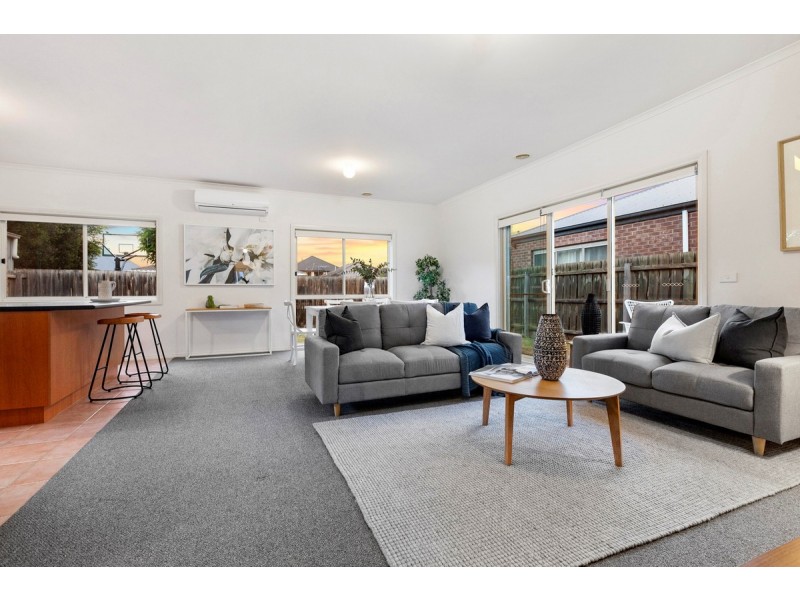 55 Dolphin Crescent, Point Cook VIC 3030