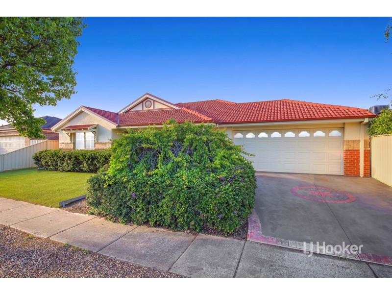 14 Messina Crescent, Point Cook VIC 3030