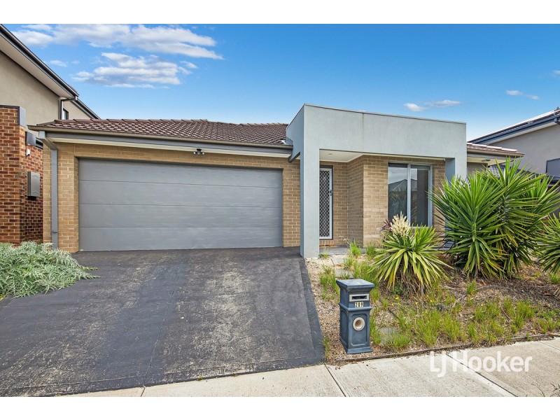 209 Haze Drive, Point Cook VIC 3030