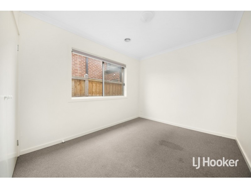 209 Haze Drive, Point Cook VIC 3030