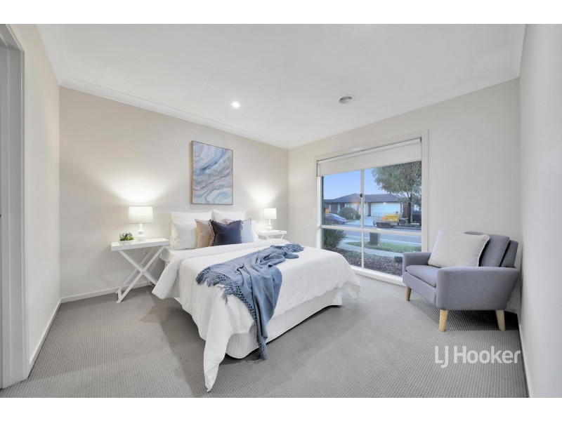 50 Grassbird Drive, Point Cook VIC 3030