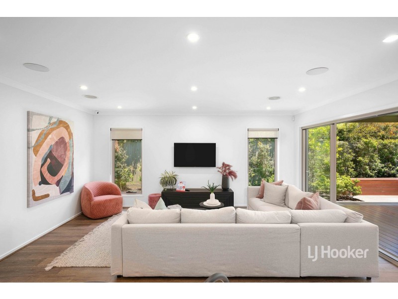 42 Wavertree Crescent, Werribee VIC 3030