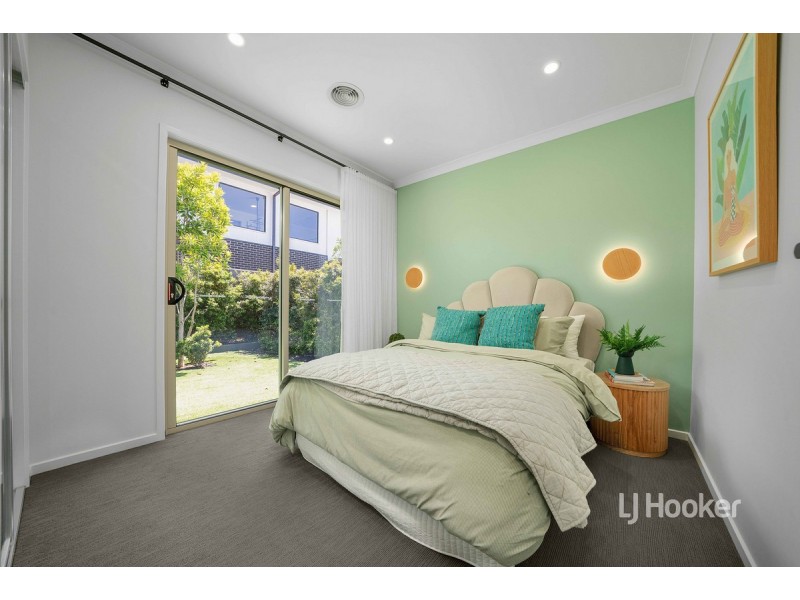 42 Wavertree Crescent, Werribee VIC 3030