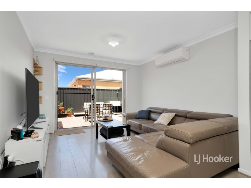 11 Festivity Street, Tarneit VIC 3029