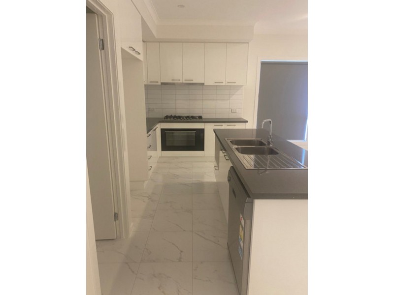 14 Arrowsmith Street, Tarneit VIC 3029