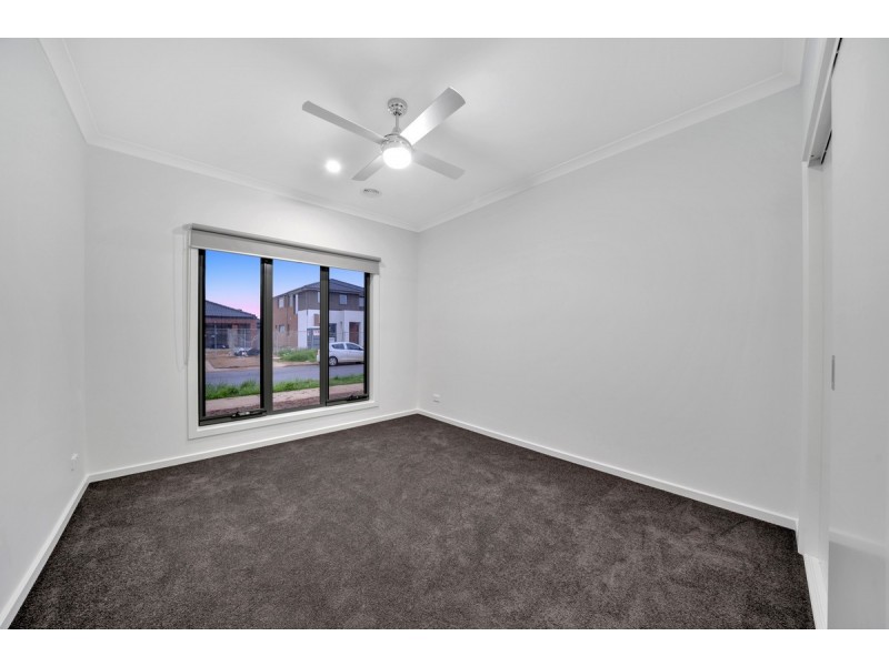 25 Ditmars Avenue, Point Cook VIC 3030