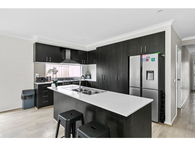 35 Respect Way, Tarneit VIC 3029