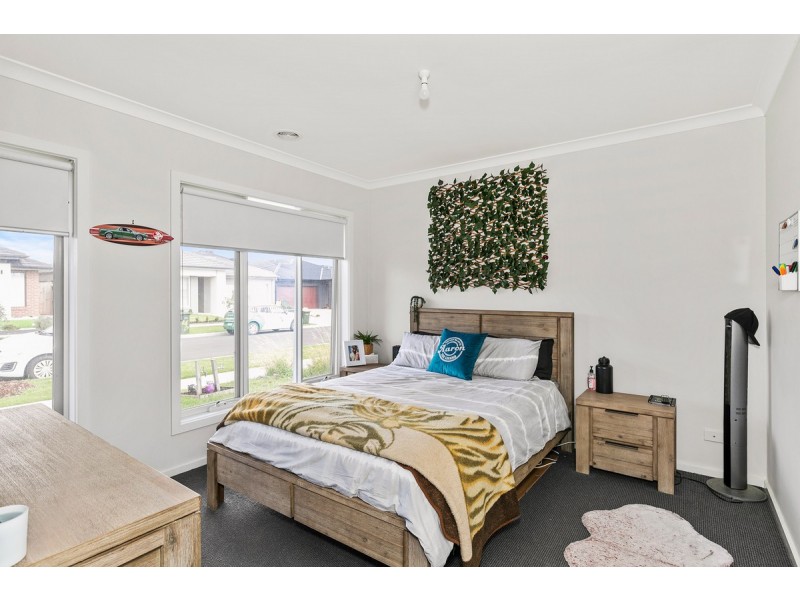 35 Respect Way, Tarneit VIC 3029