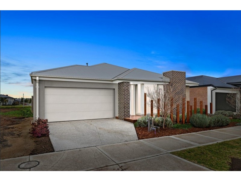 3 Irvine Rise, Werribee VIC 3030