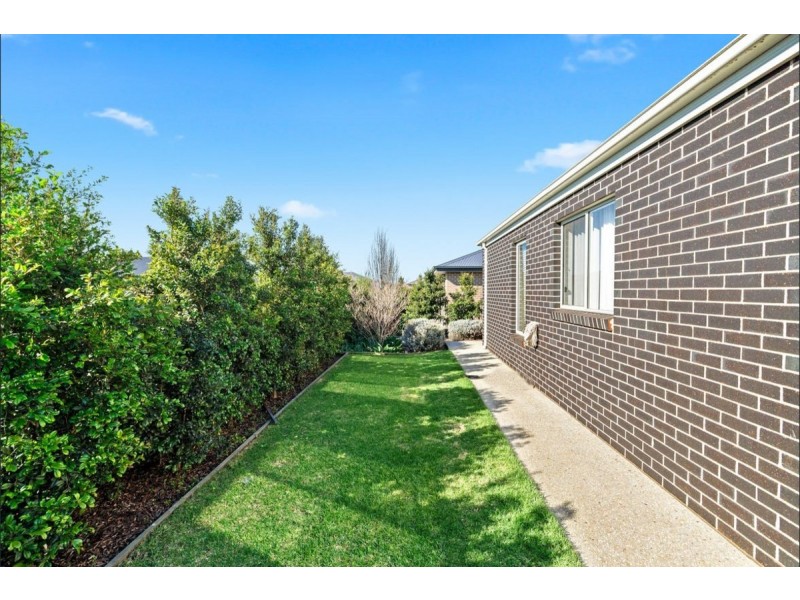 3 Irvine Rise, Werribee VIC 3030