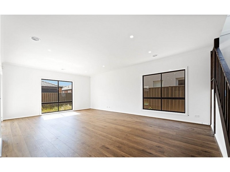 14 Corvo Drive, Truganina VIC 3029