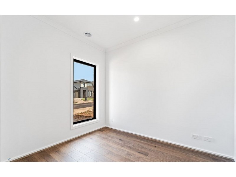 14 Corvo Drive, Truganina VIC 3029