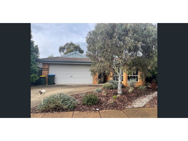 17 Whitlam Green, Point Cook VIC 3030