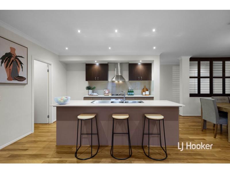 2 Condina Place, Point Cook VIC 3030